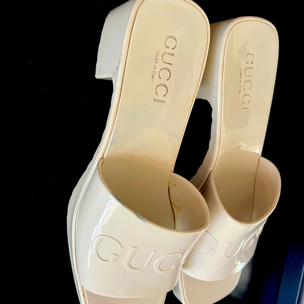 Gucci Women's Cream Mules